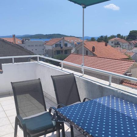 Apartments Suri Vodice Ngoại thất bức ảnh